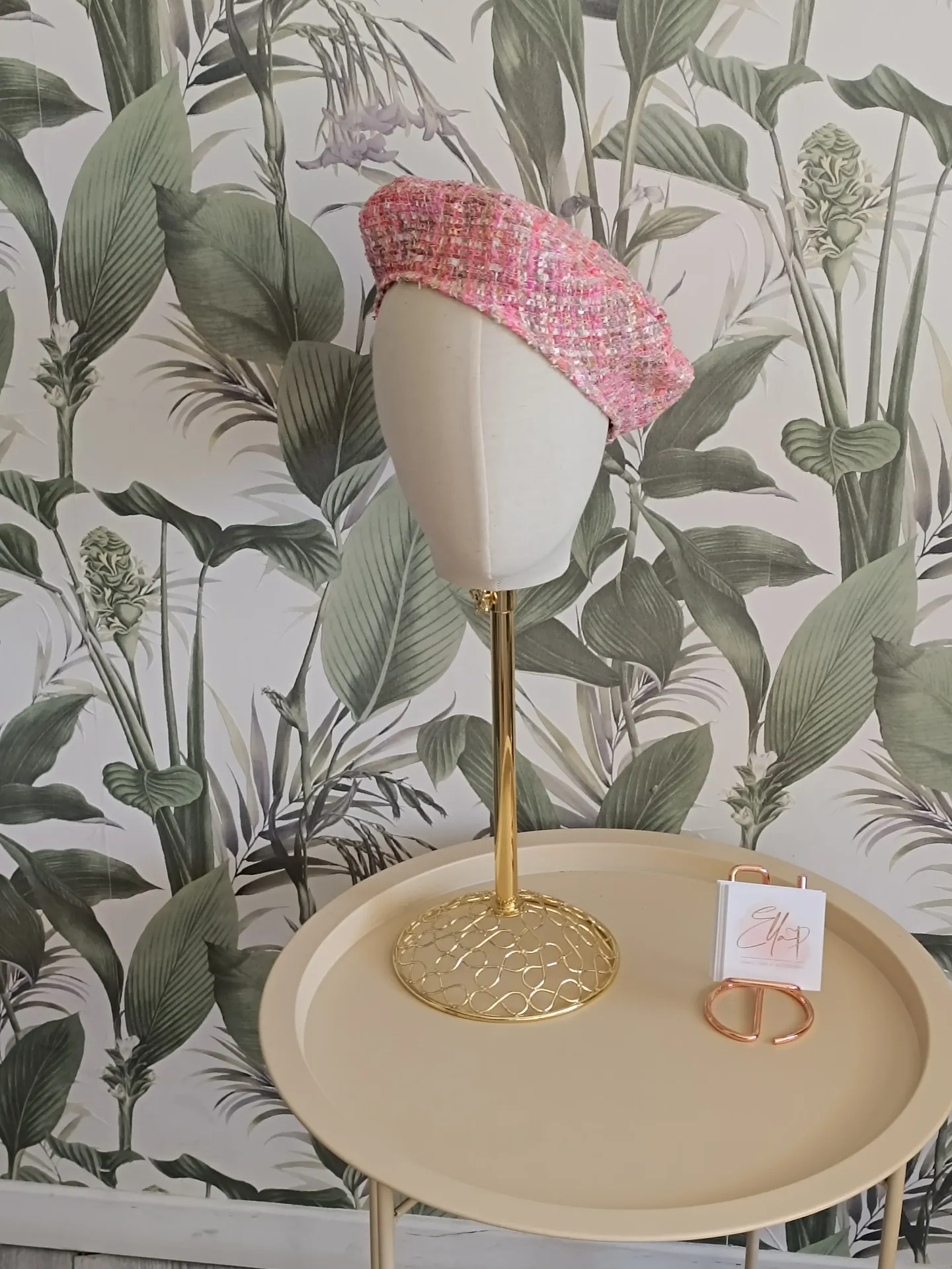 Bérets en tweed rose